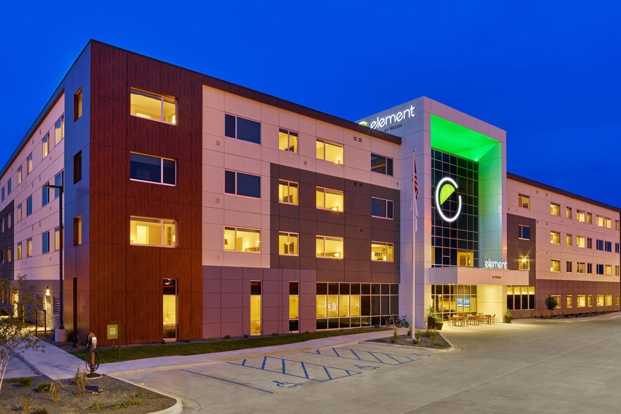 Element Fargo Hotell West Fargo Exteriör bild