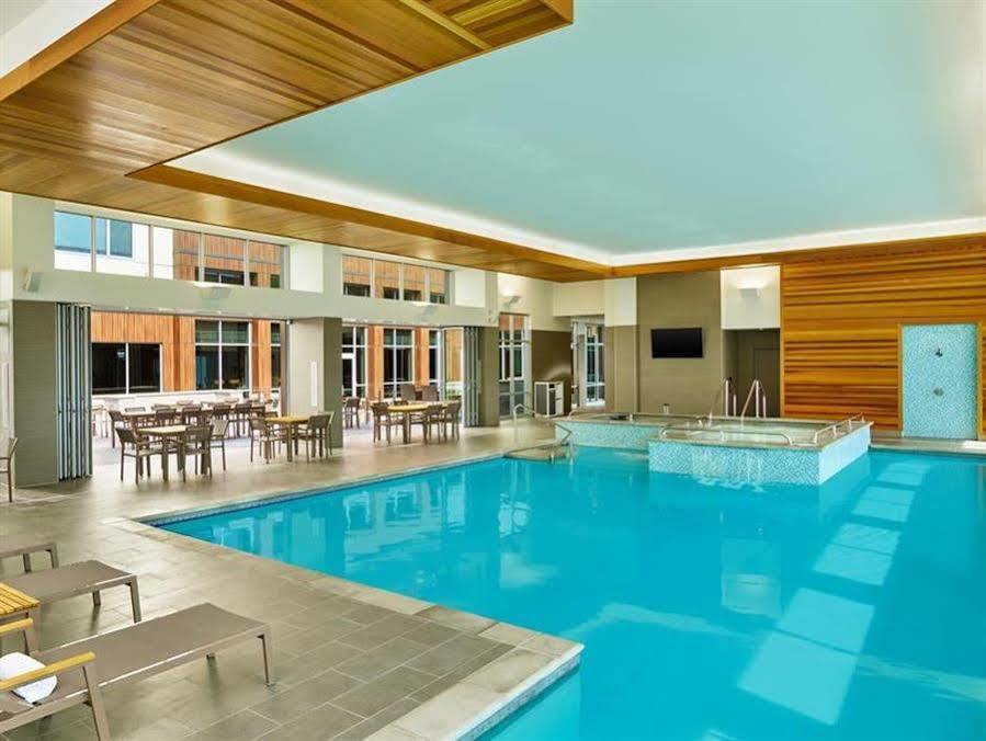 Element Fargo Hotell West Fargo Exteriör bild